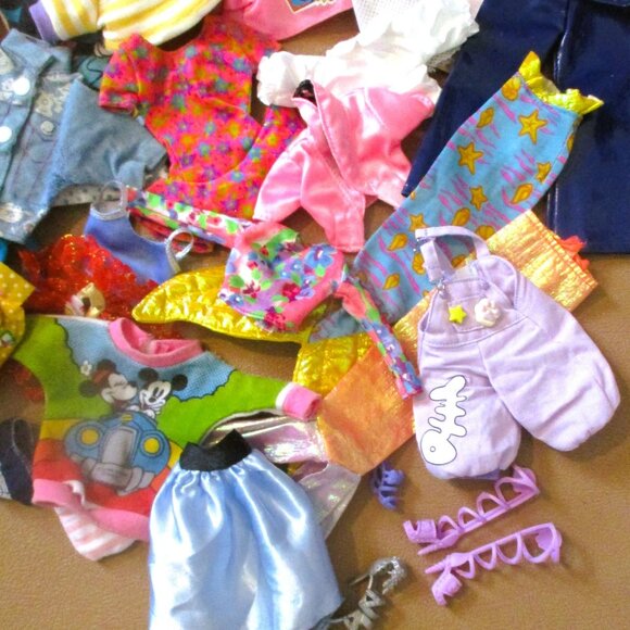 40 Pc Barbie Doll Clothes Bundle Dresses Tops Pants Accessories Vibrant Colors - Picture 4 of 4